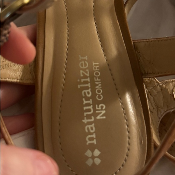 Naturalizer Women's Brown Cutout Sandals - Picture 7 of 8